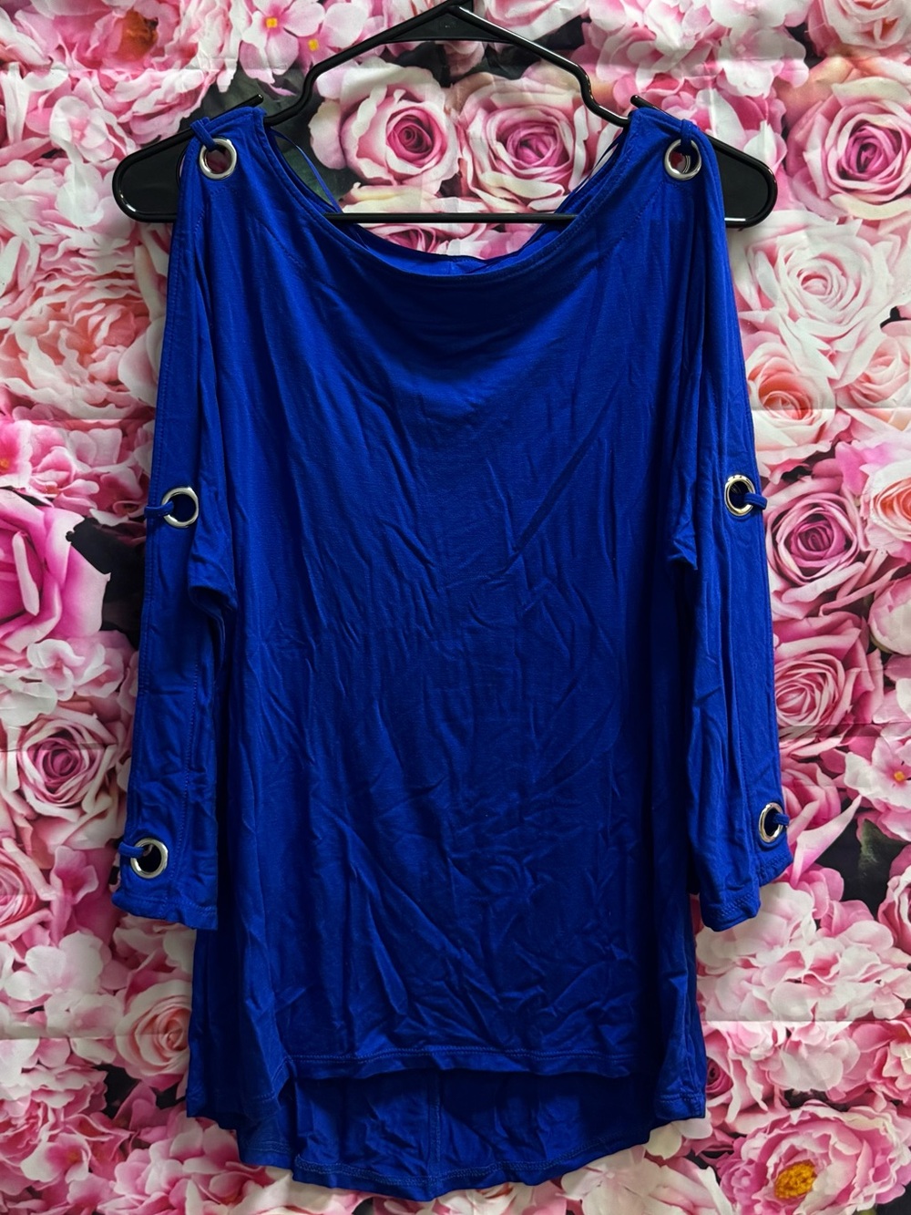 Cable & Gauge Royal Blue Cold-Shoulder Grommet Long Sleeve Tee